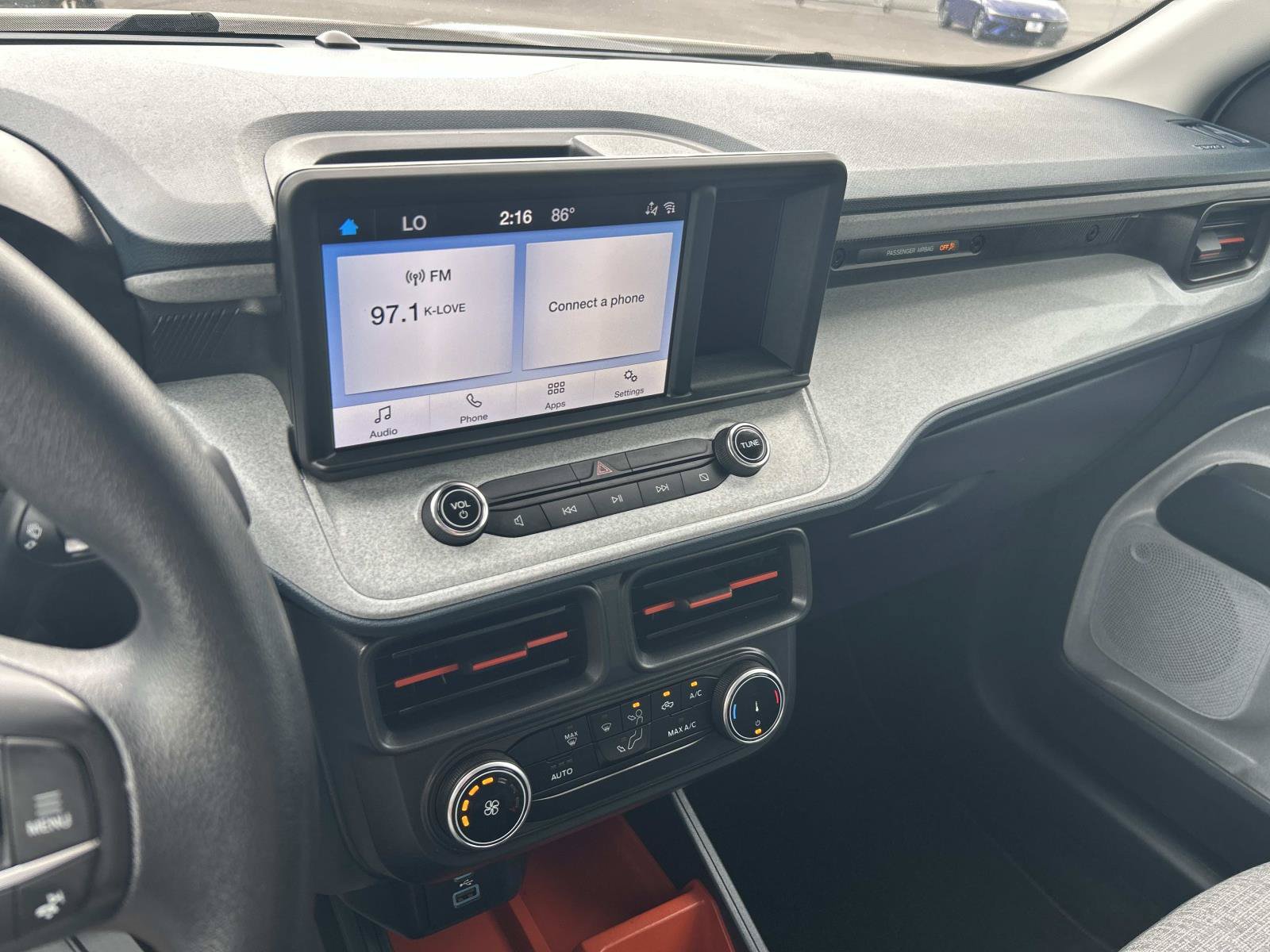 Used 2024 Ford Maverick XLT FWD image 28