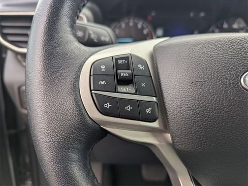 Used 2023 Ford Explorer Limited w/ Equipment Group 301A image 29