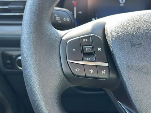 Used 2025 Ford Maverick XL w/ Equipment Group 102A image 20