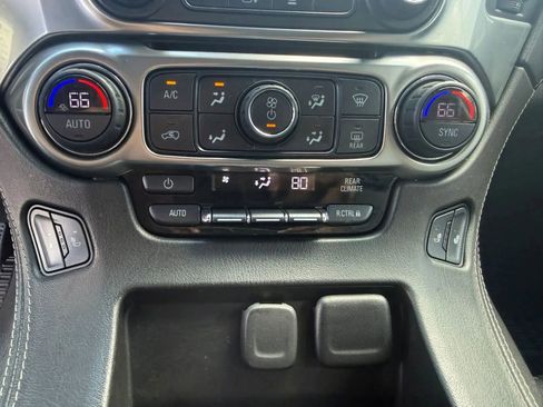 Used 2019 Chevrolet Suburban LT AWD/4WD image 24