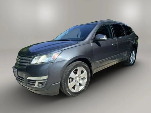 Used 2014 Chevrolet Traverse LTZ FWD image 6