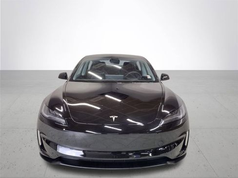 Used 2024 Tesla Model 3 Performance image 3