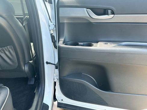 Used 2025 Hyundai Palisade SEL AWD/4WD image 32