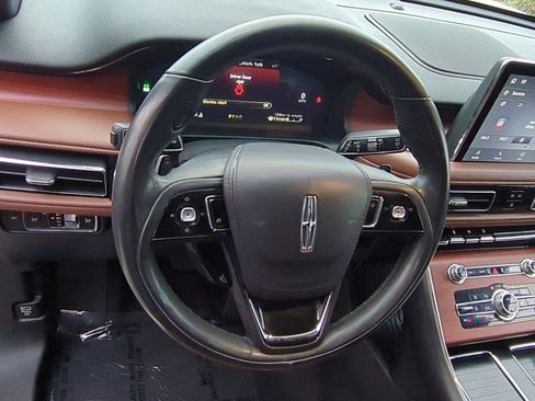 Used 2023 Lincoln Aviator Reserve image 10