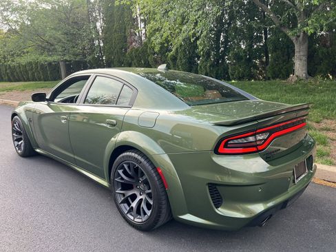 Used 2022 Dodge Charger SRT Hellcat w/ SRT Black Package image 45