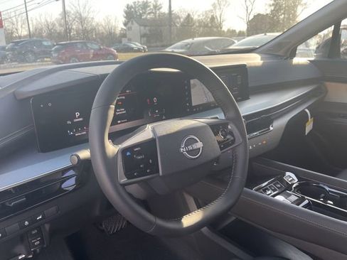 New 2025 Nissan Murano SL image 6