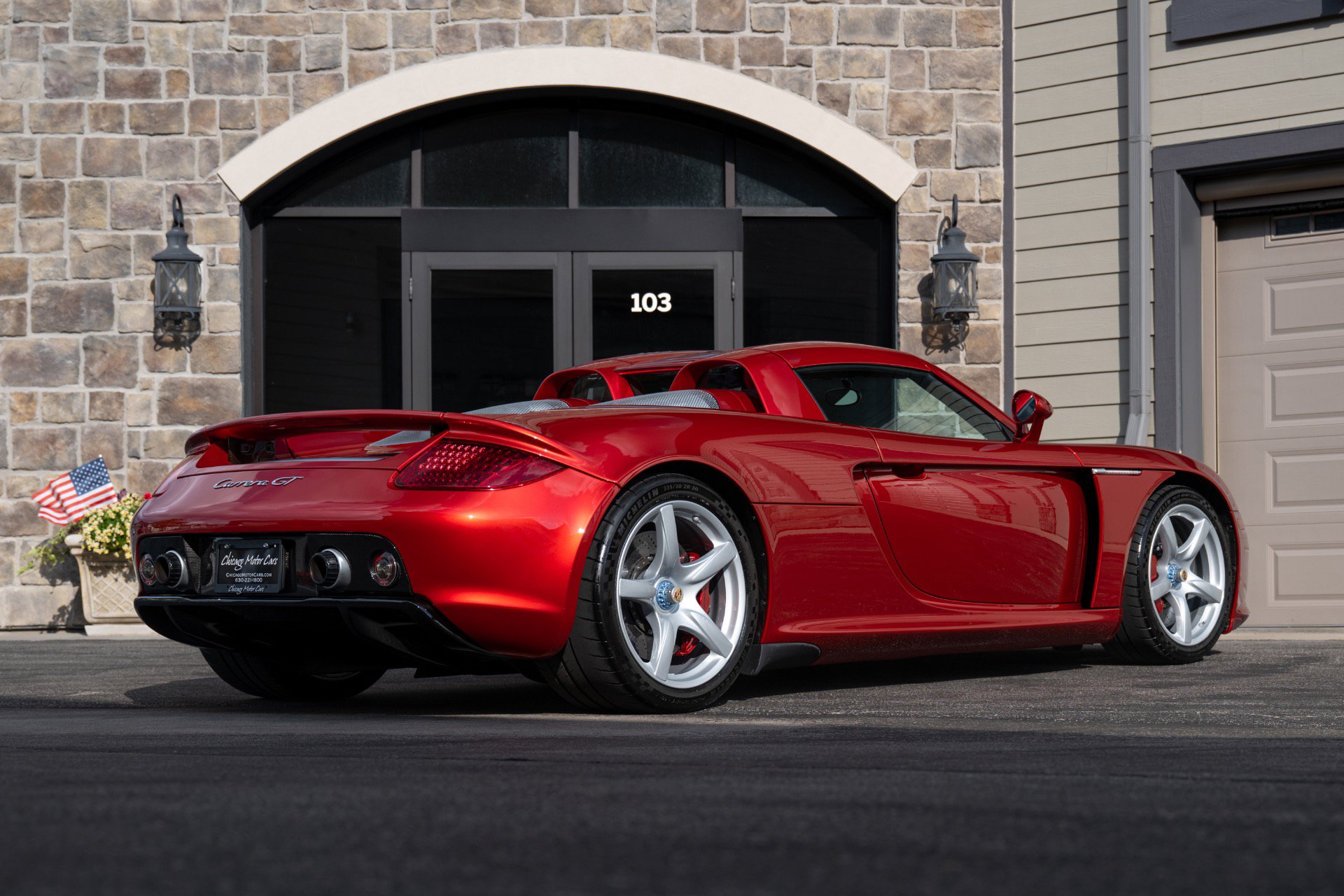Used 2005 Porsche Carrera GT RWD image 18