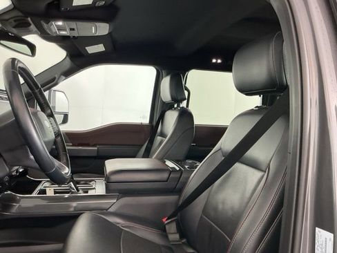 Used 2022 Ford F150 Lariat w/ Max Trailer Tow Package image 18