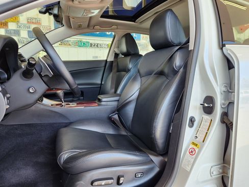 Used 2008 Lexus IS 250 AWD image 4