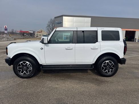 Used 2025 Ford Bronco Outer Banks image 8