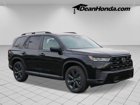New 2026 Honda Pilot Sport image 7