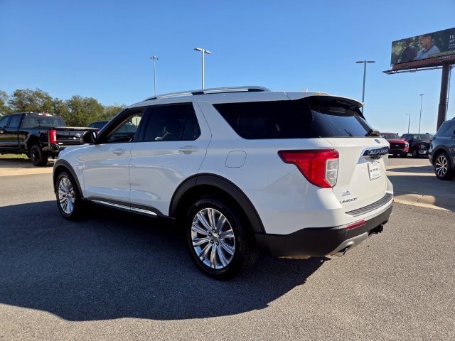 Used 2023 Ford Explorer Limited w/ Equipment Group 301A RWD image 9