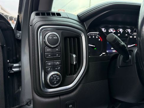 Used 2021 GMC Sierra 1500 SLT image 44
