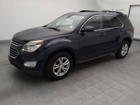 Used 2017 Chevrolet Equinox LT w/ Convenience Package AWD/4WD image 2