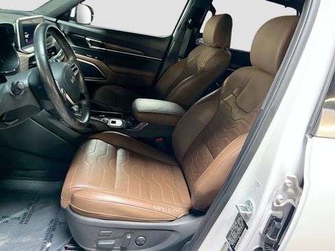 Used 2022 Kia Telluride SX w/ SX Prestige Package AWD/4WD image 22