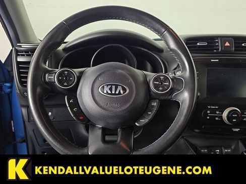 Used 2019 Kia Soul + FWD image 10