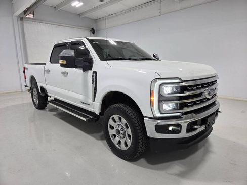 Used 2023 Ford F250 Lariat w/ Chrome Package AWD/4WD image 8