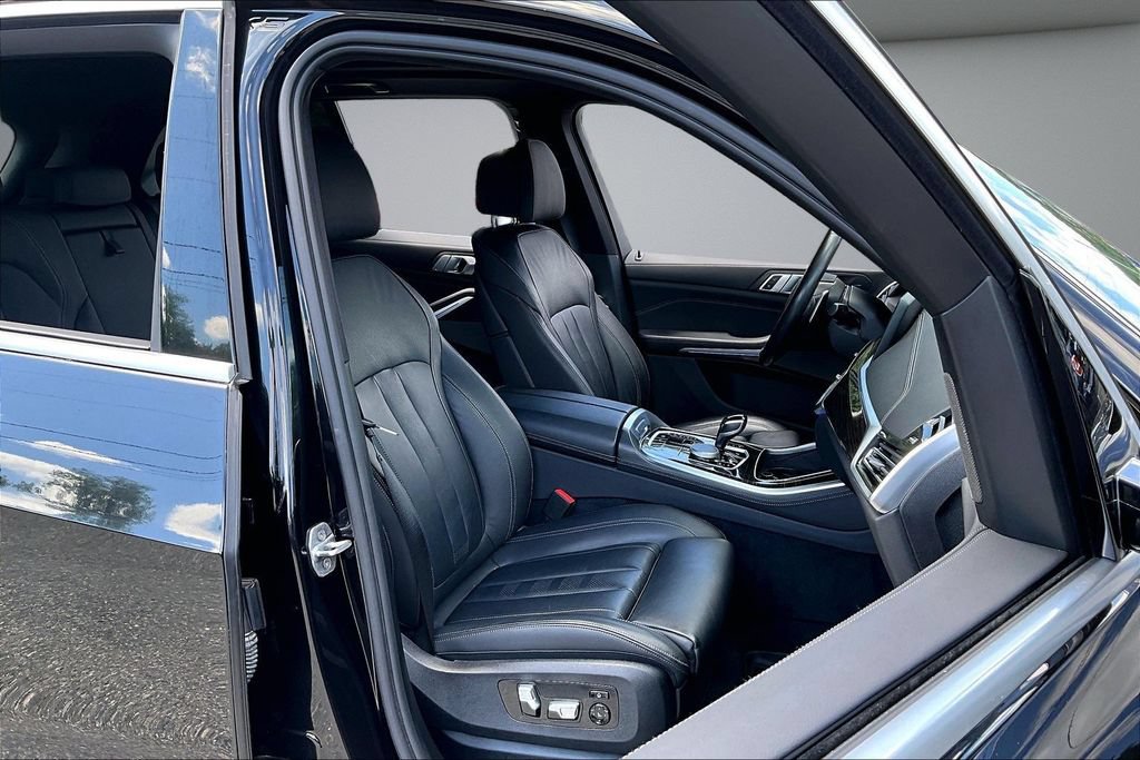 Used 2020 BMW X5 xDrive40i w/ Premium Package AWD/4WD image 29