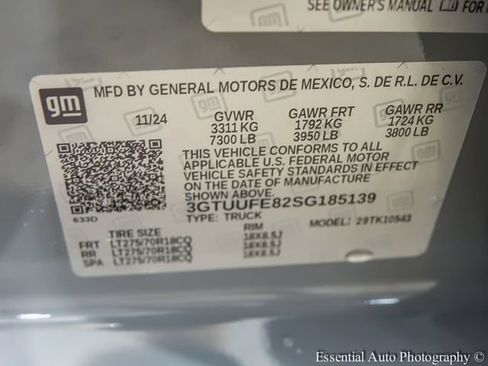 Certified 2025 GMC Sierra 1500 AT4X AWD/4WD image 30