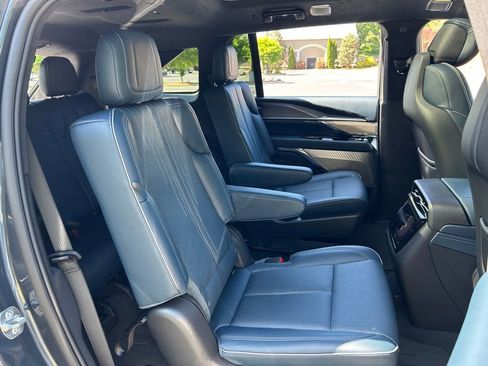 Used 2025 Cadillac Escalade IQ Luxury 2 w/ LPO, Premium Carpet Package AWD/4WD image 62