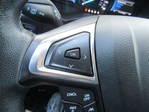 Used 2022 Ford Edge SEL w/ Sport Appearance Package image 38