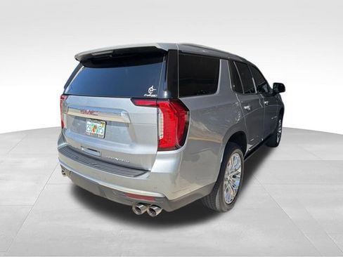 Used 2023 GMC Yukon Denali w/ Denali Reserve Package AWD/4WD image 3