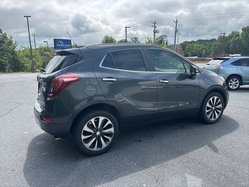 Used 2017 Buick Encore Essence FWD image 7