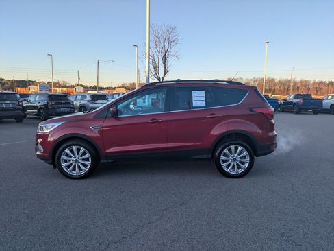 Used 2019 Ford Escape SEL image 7