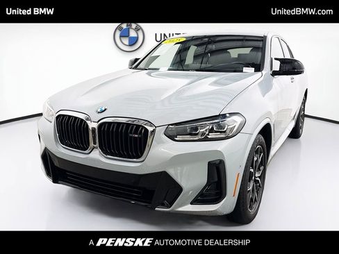 Used 2025 BMW X4 M40i image 1