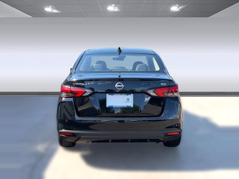 Used 2024 Nissan Versa SV FWD image 10