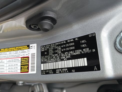 Used 2023 Toyota Highlander Limited AWD/4WD image 31