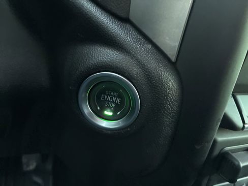 Used 2025 Chevrolet Silverado 2500 W/T w/ WT/CX Safety Package image 8