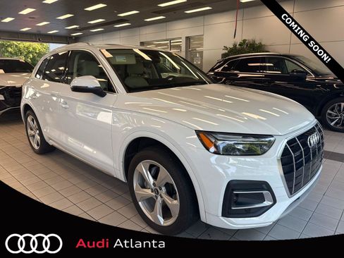 Used 2021 Audi Q5 2.0T Premium Plus w/ Premium Plus Package AWD/4WD image 1
