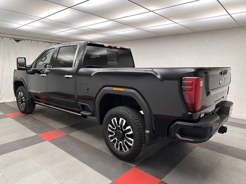 New 2026 GMC Sierra 2500 Denali Ultimate w/ Max Trailering Package image 4