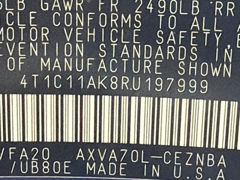 Used 2024 Toyota Camry LE FWD image 31