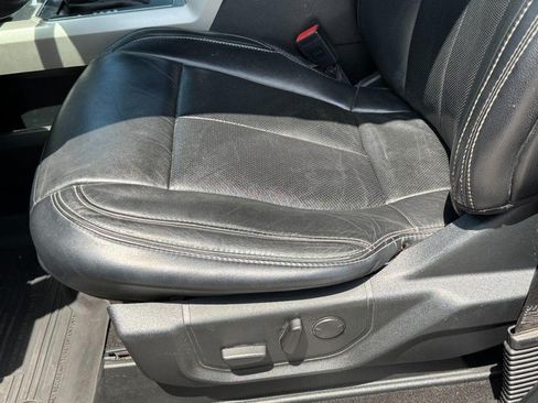 Used 2019 Ford F150 Lariat AWD/4WD image 24