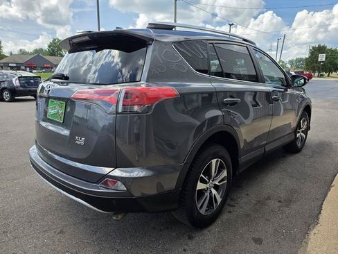 Used 2016 Toyota RAV4 XLE w/ Convenience Package AWD/4WD image 7