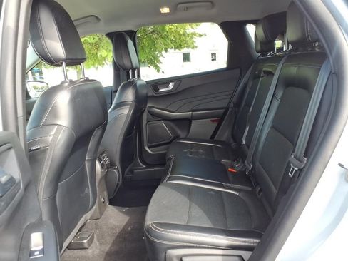 Used 2025 Ford Escape Platinum AWD/4WD image 9