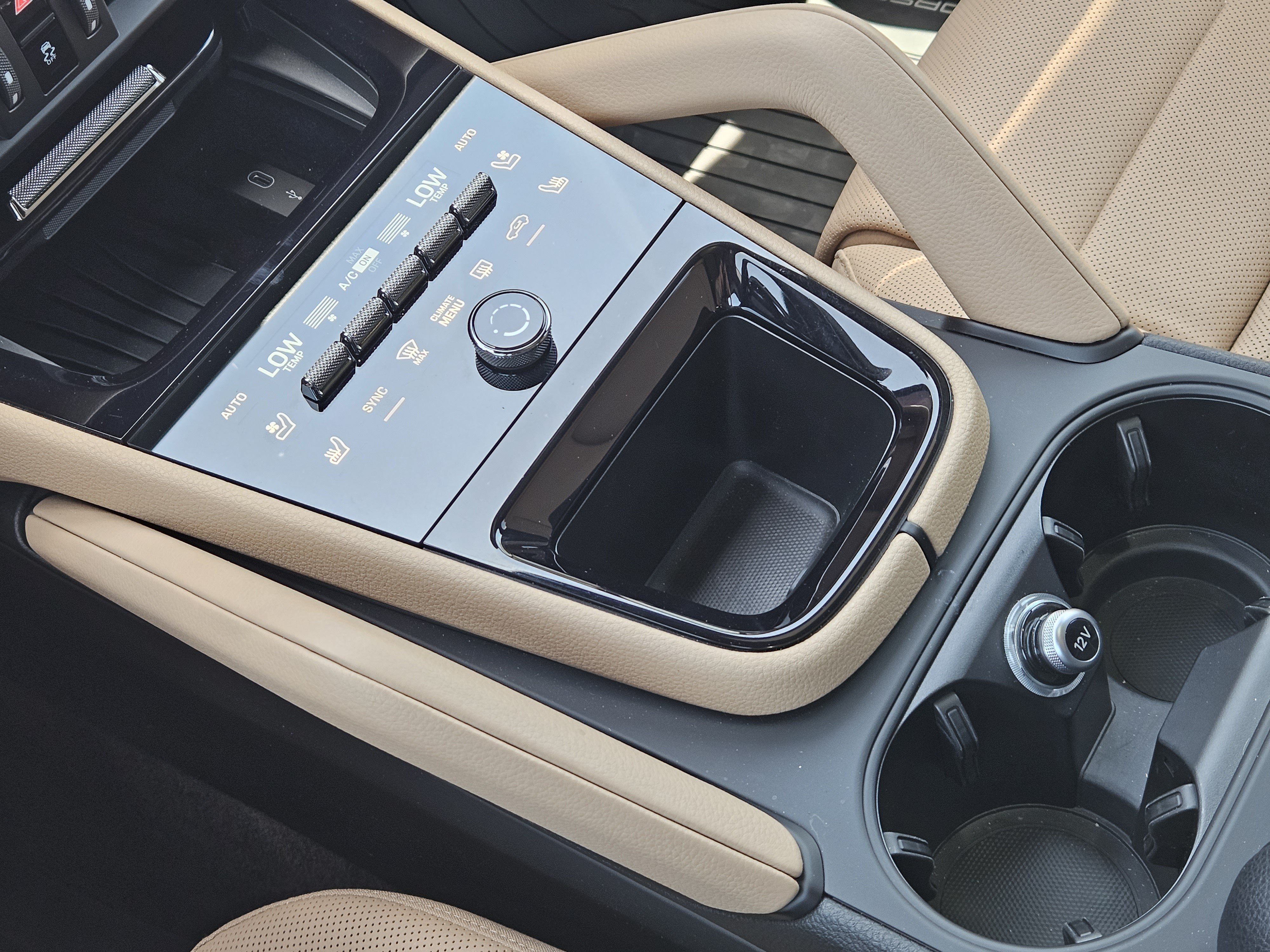Certified 2026 Porsche Cayenne AWD/4WD image 20