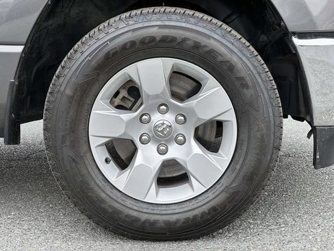 Used 2022 RAM 1500 Big Horn AWD/4WD image 7