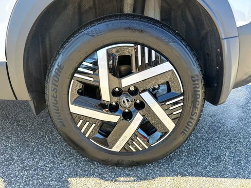 Used 2026 Nissan Kicks SV image 19