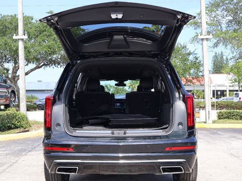 Used 2020 Cadillac XT6 Premium Luxury AWD/4WD image 19