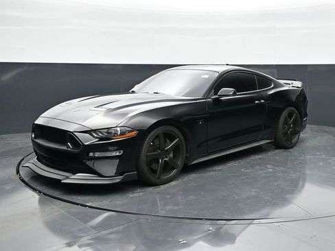 Used 2022 Ford Mustang GT Premium w/ Equipment Group 401A RWD image 3