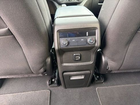 Used 2017 GMC Acadia SLE image 22