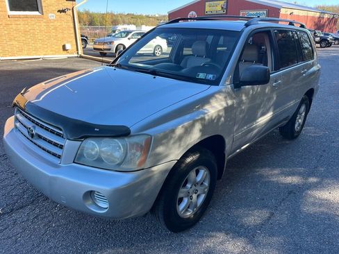 Used 2002 Toyota Highlander GREAT VALUE AWD image 8