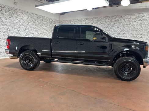 Used 2022 Ford F350 Lariat w/ Lariat Ultimate Package image 8