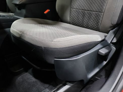 Used 2022 Ford Escape SE w/ Cold Weather Package image 11