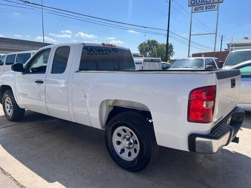 Used 2013 Chevrolet Silverado 1500 W/T RWD image 6