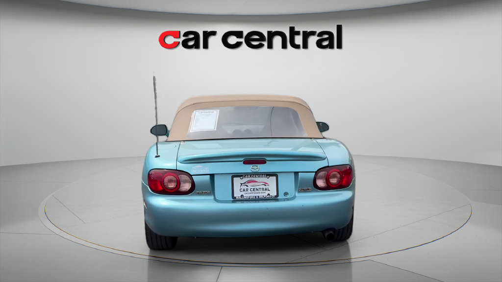 Used 2001 MAZDA MX-5 Miata RWD image 4