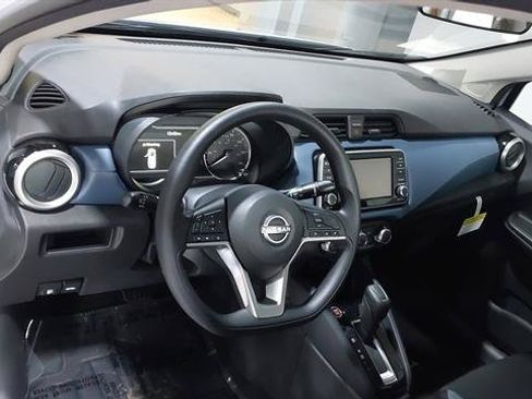 Used 2025 Nissan Versa SV w/ Trunk Package FWD image 18